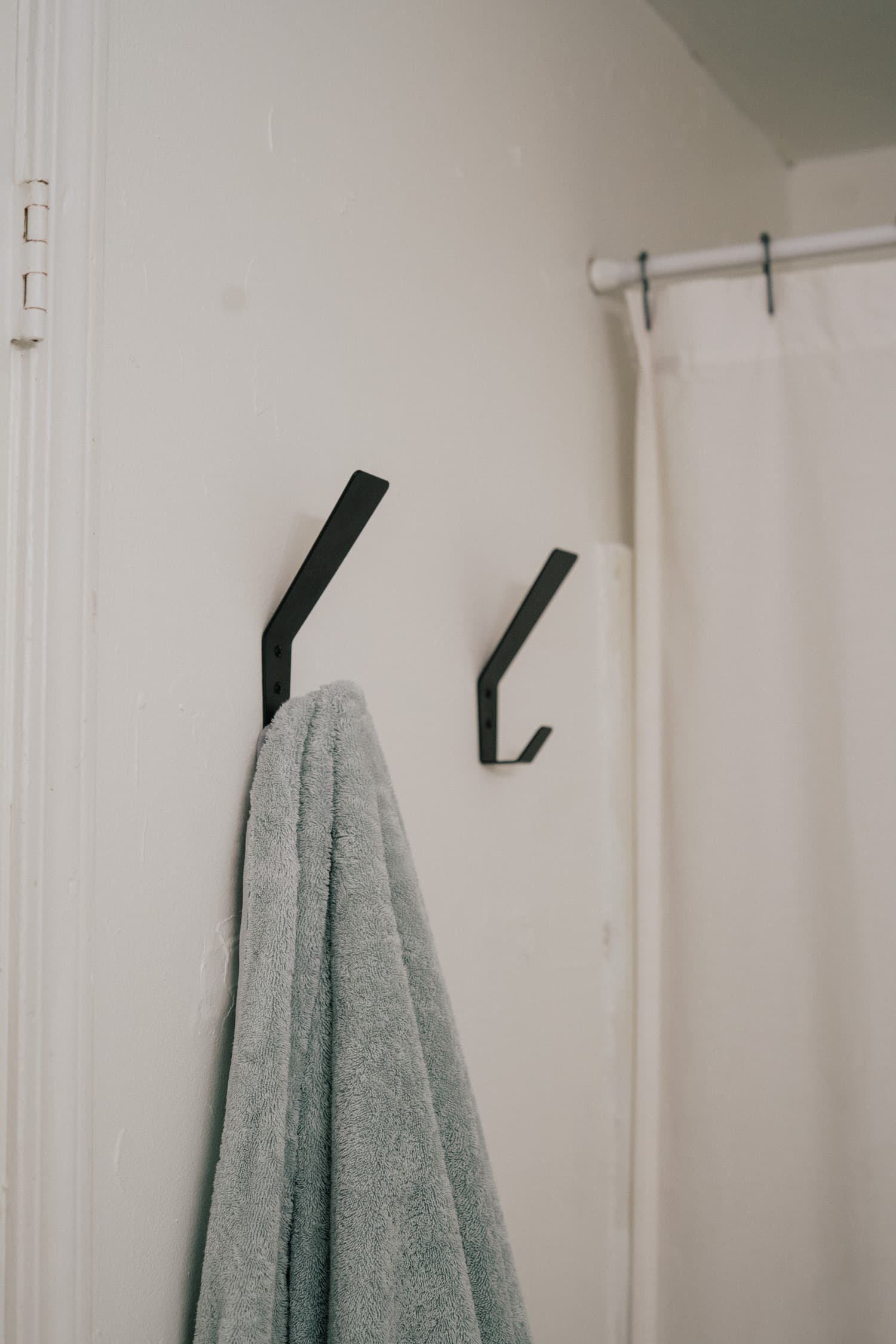 BATHROOM 4