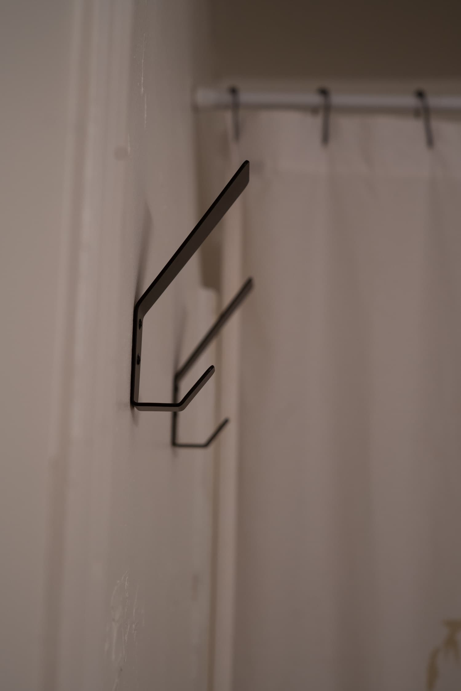 BATHROOM 5