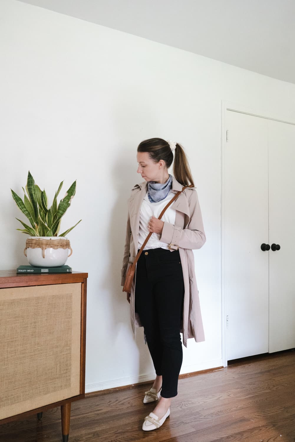 TRENCH COAT 4
