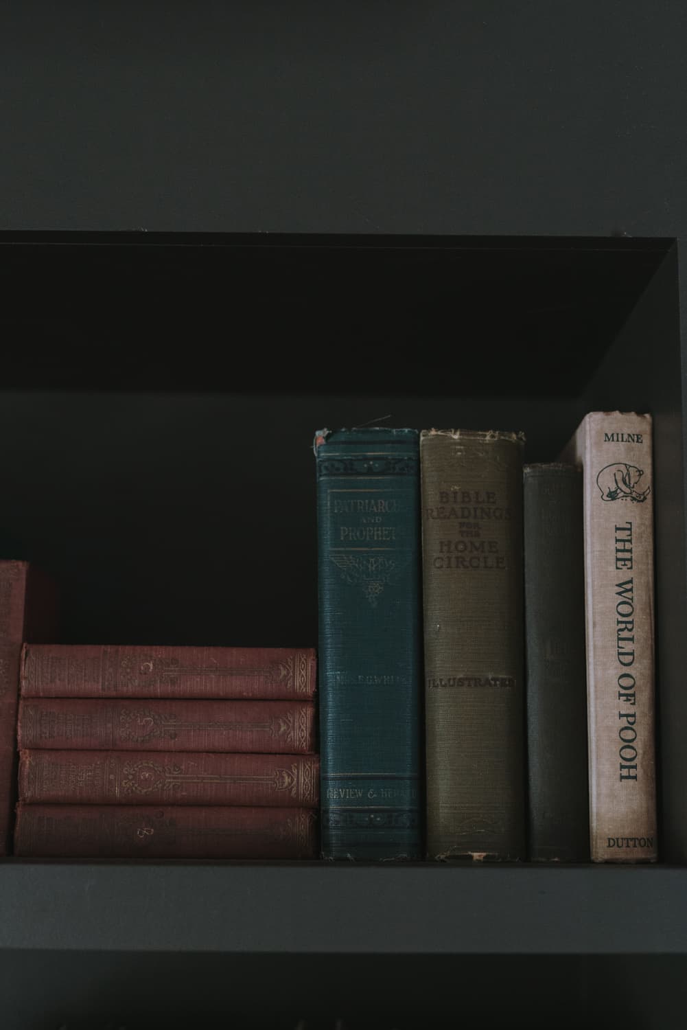Bookcase styling 16