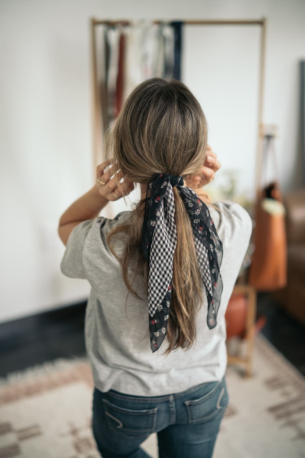 Scarf 25