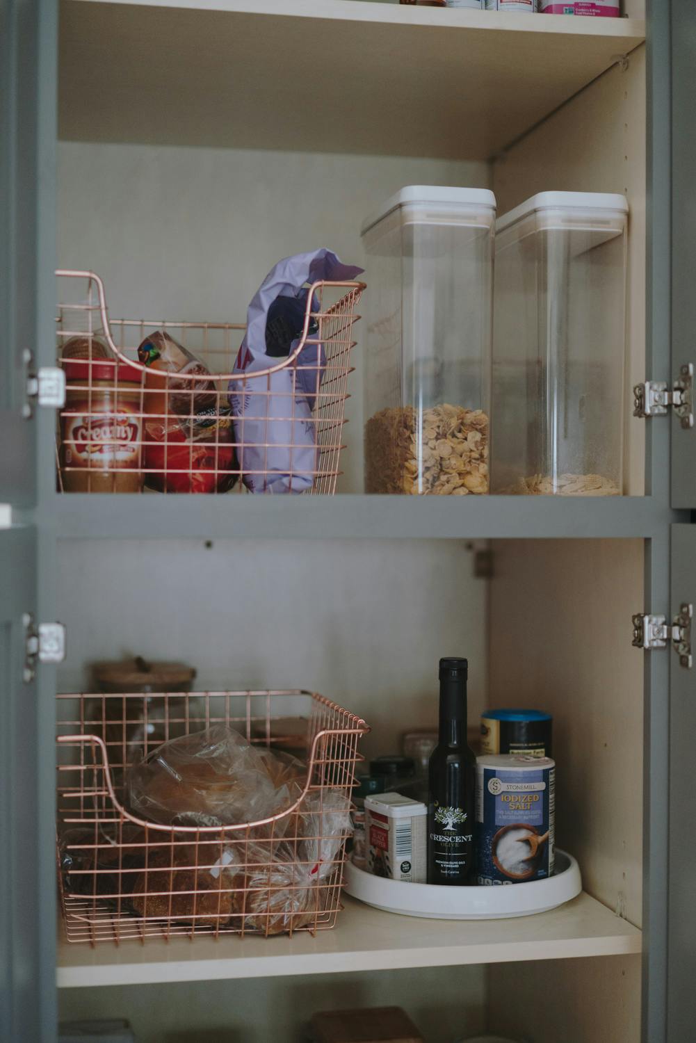 Pantry Cleaning 6